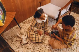 Cómo saber si tus hijos llegaron bien a casa cuando tú no estás