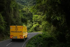 Transporte internacional de oro: requisitos, seguridad y mejores prácticas
